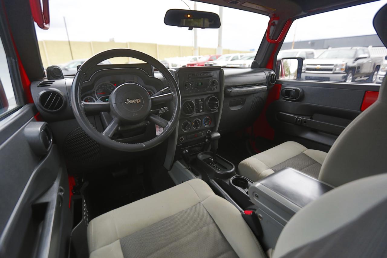 Jeep Wrangler Unlimited 4WD 4dr Sport 2010