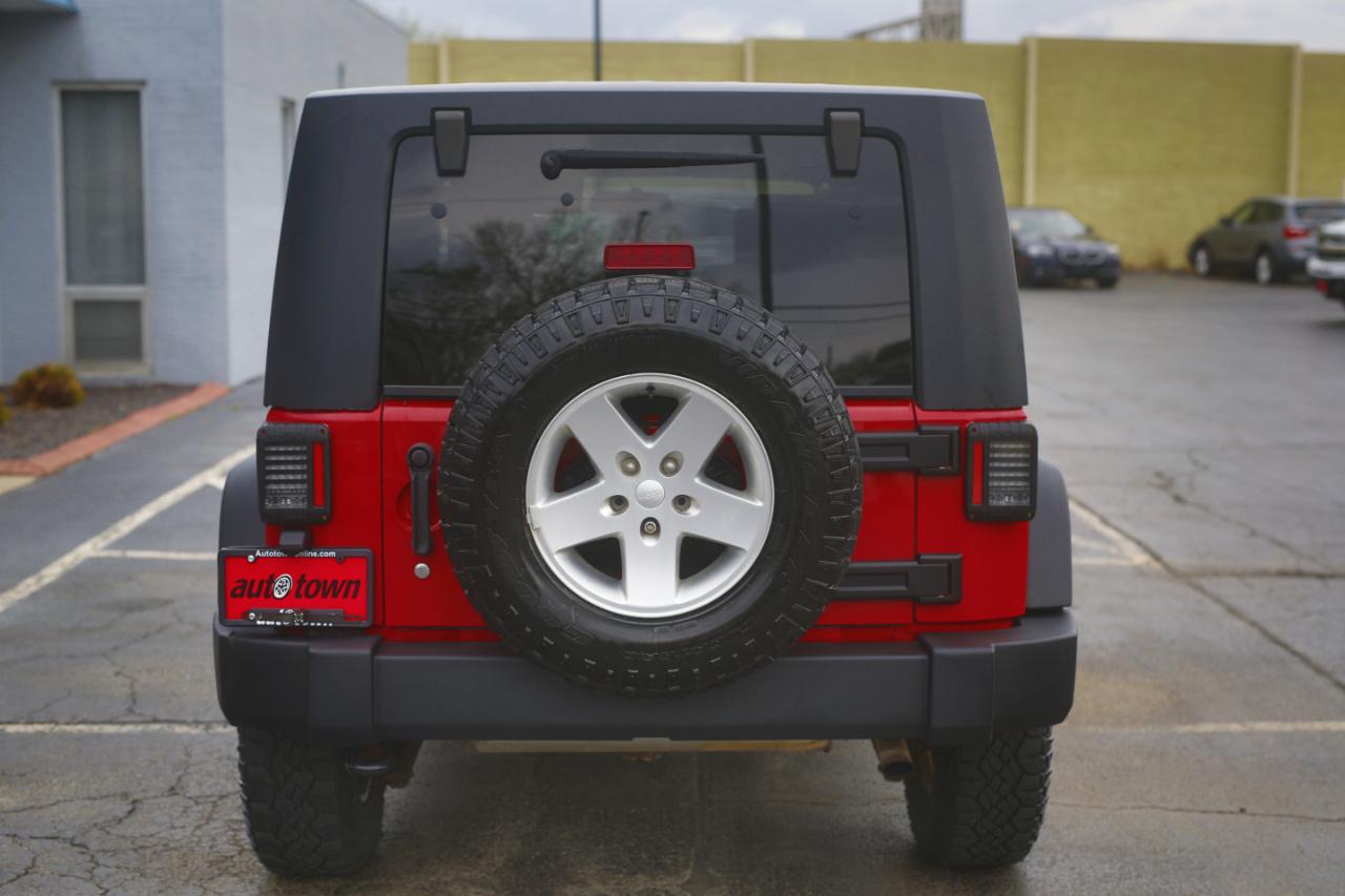 Jeep Wrangler Unlimited 4WD 4dr Sport 2010