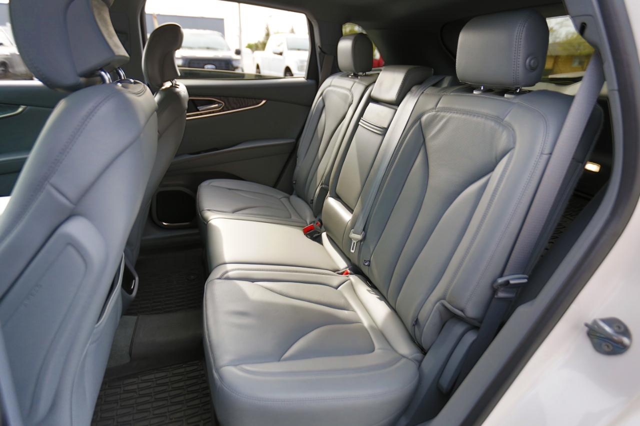 Lincoln Nautilus Reserve AWD 2019