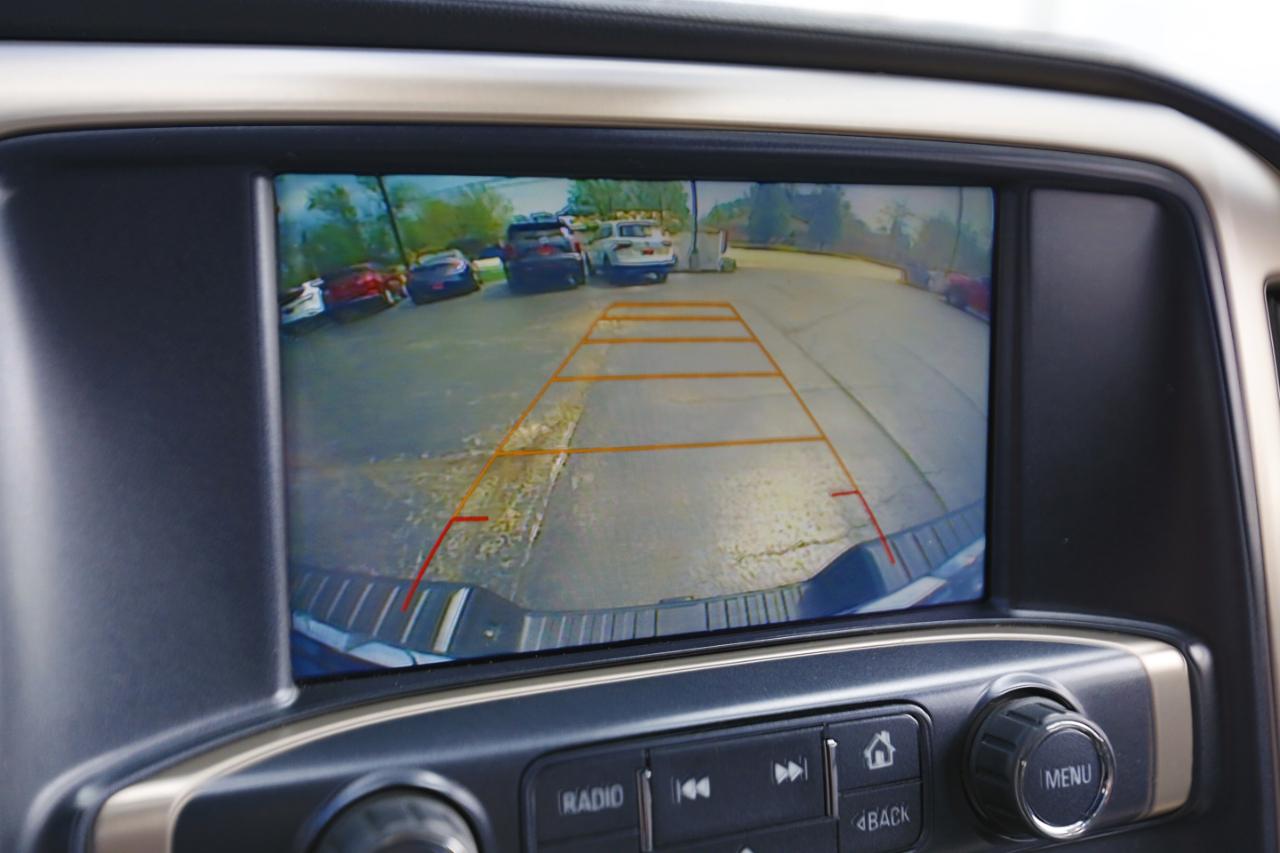 GMC Sierra 1500 4WD Crew Cab 143.5" Denali 2017