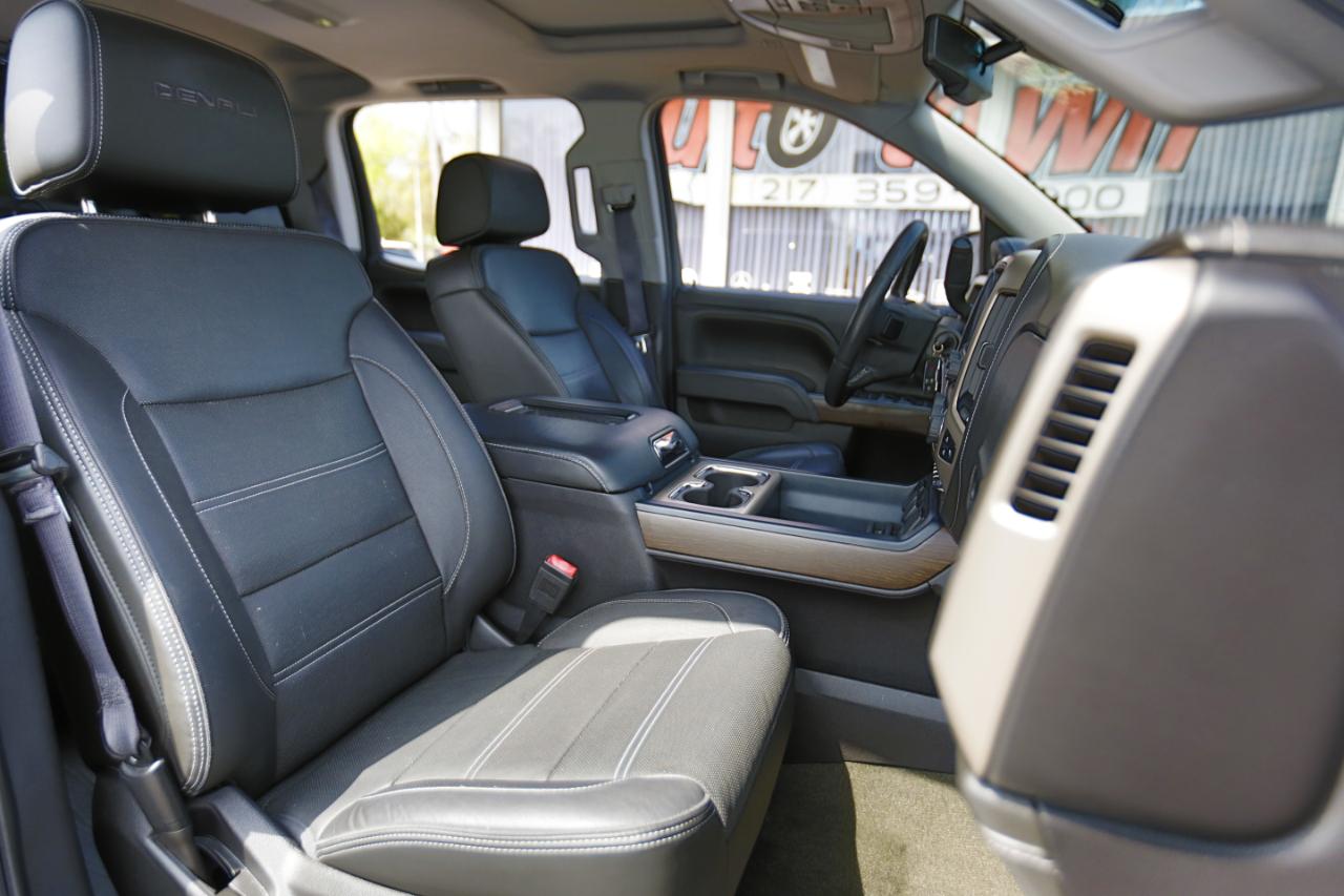 GMC Sierra 1500 4WD Crew Cab 143.5" Denali 2017