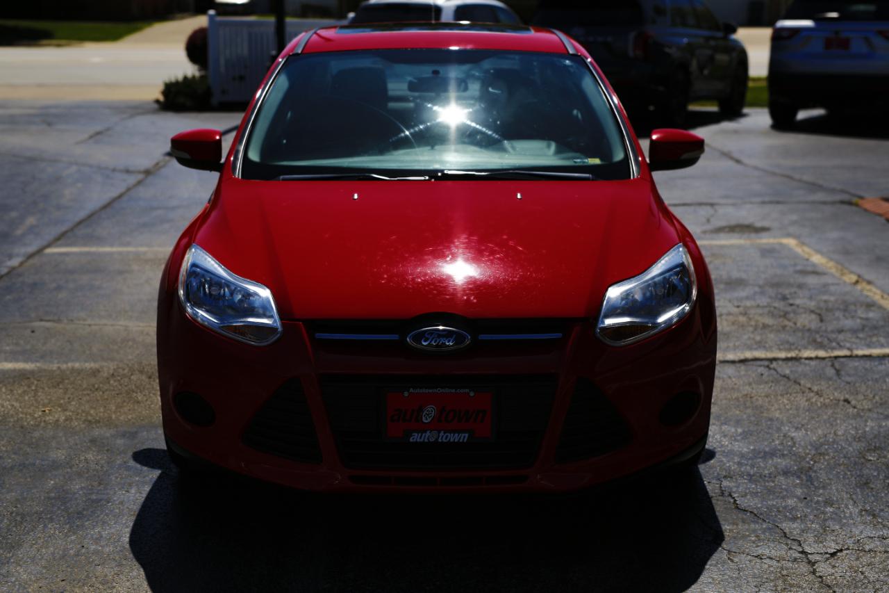 Ford Focus 4dr Sdn SE 2013