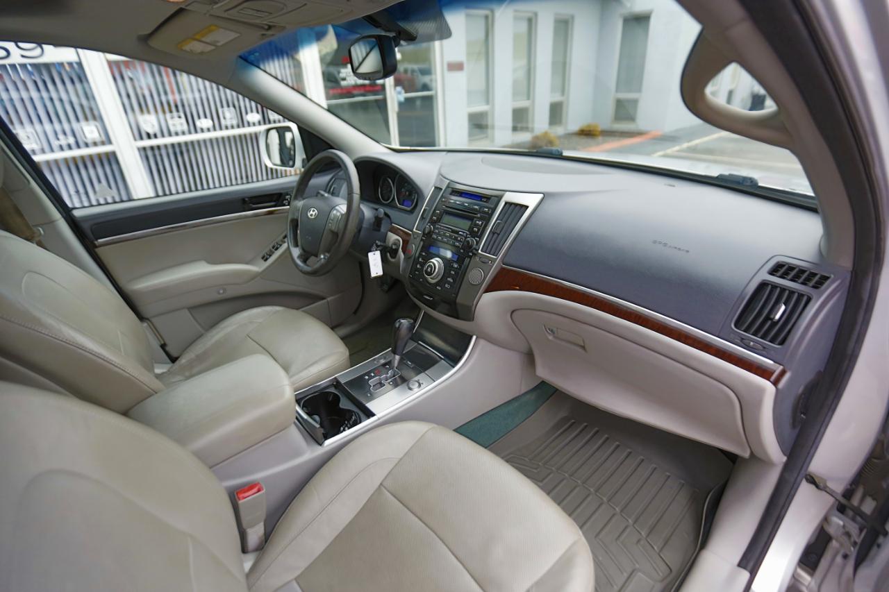 Hyundai Veracruz FWD 4dr Limited 2012