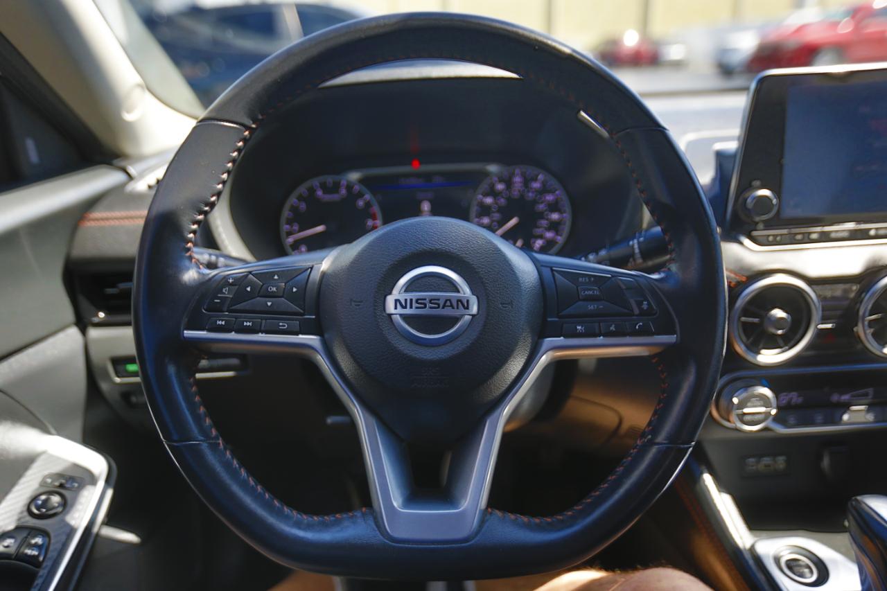 Nissan Sentra SR CVT 2020
