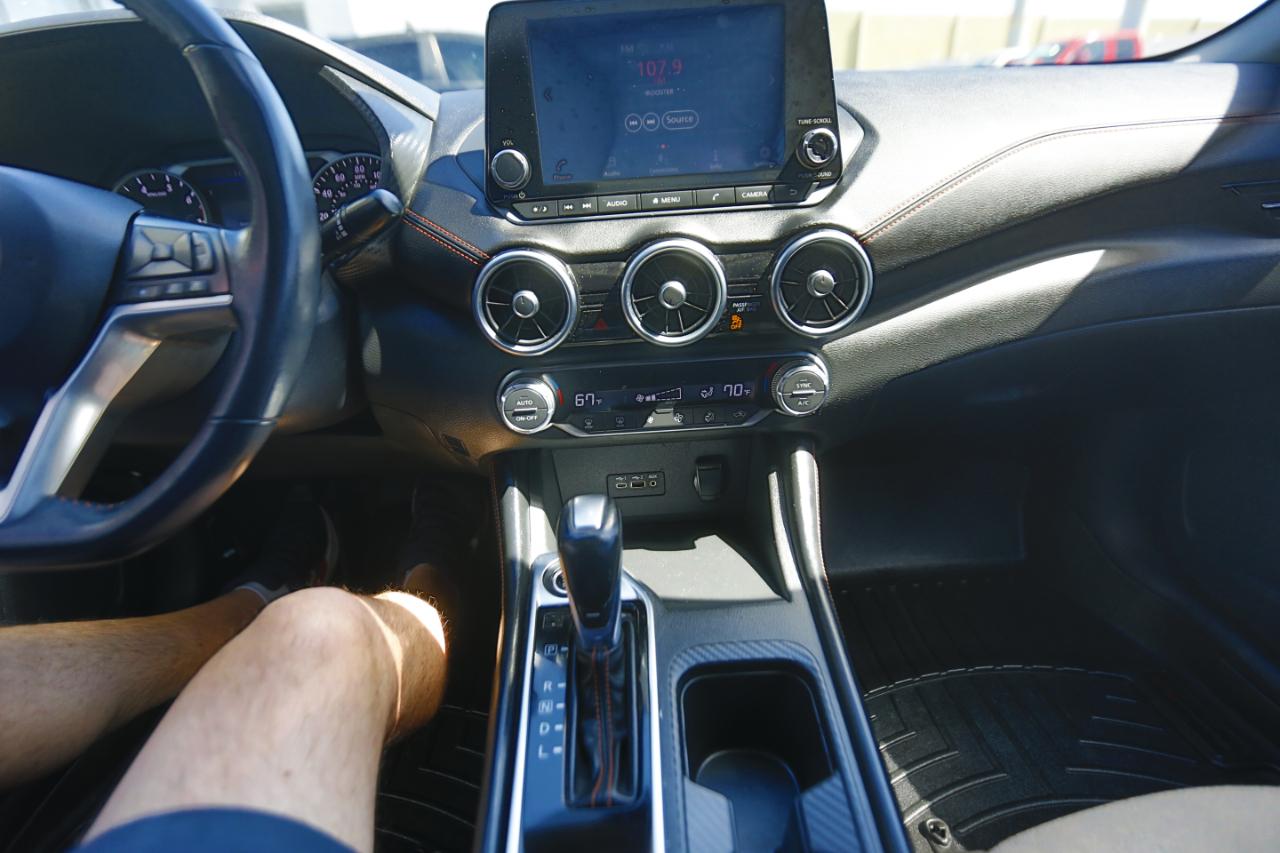 Nissan Sentra SR CVT 2020