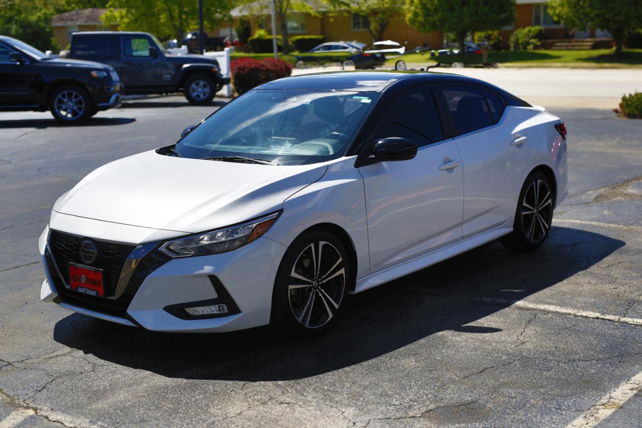 Nissan Sentra SR CVT 2020