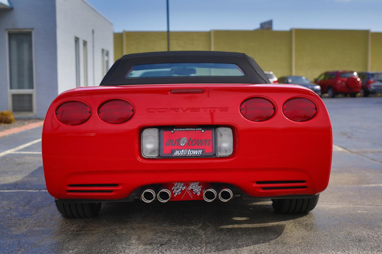 Chevrolet Corvette  2002