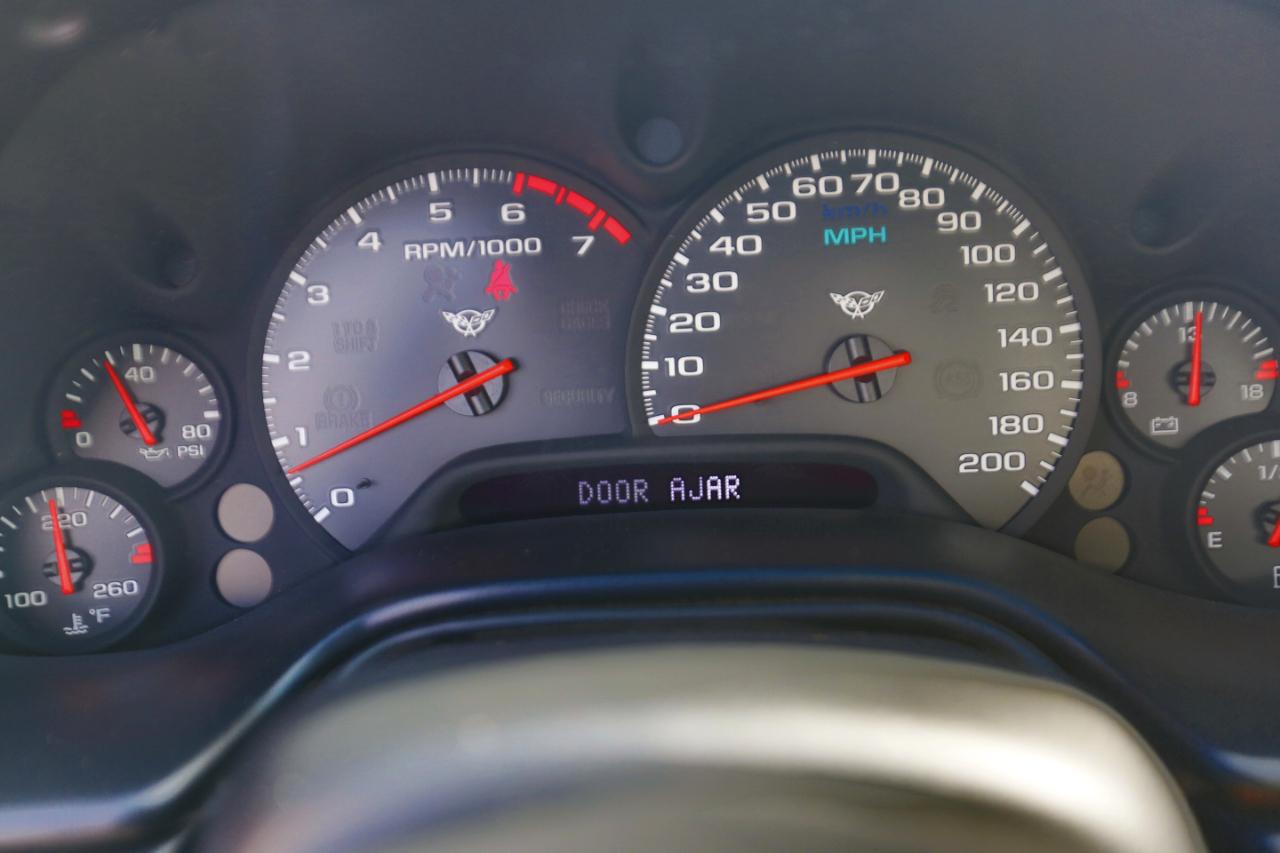 Chevrolet Corvette  2002