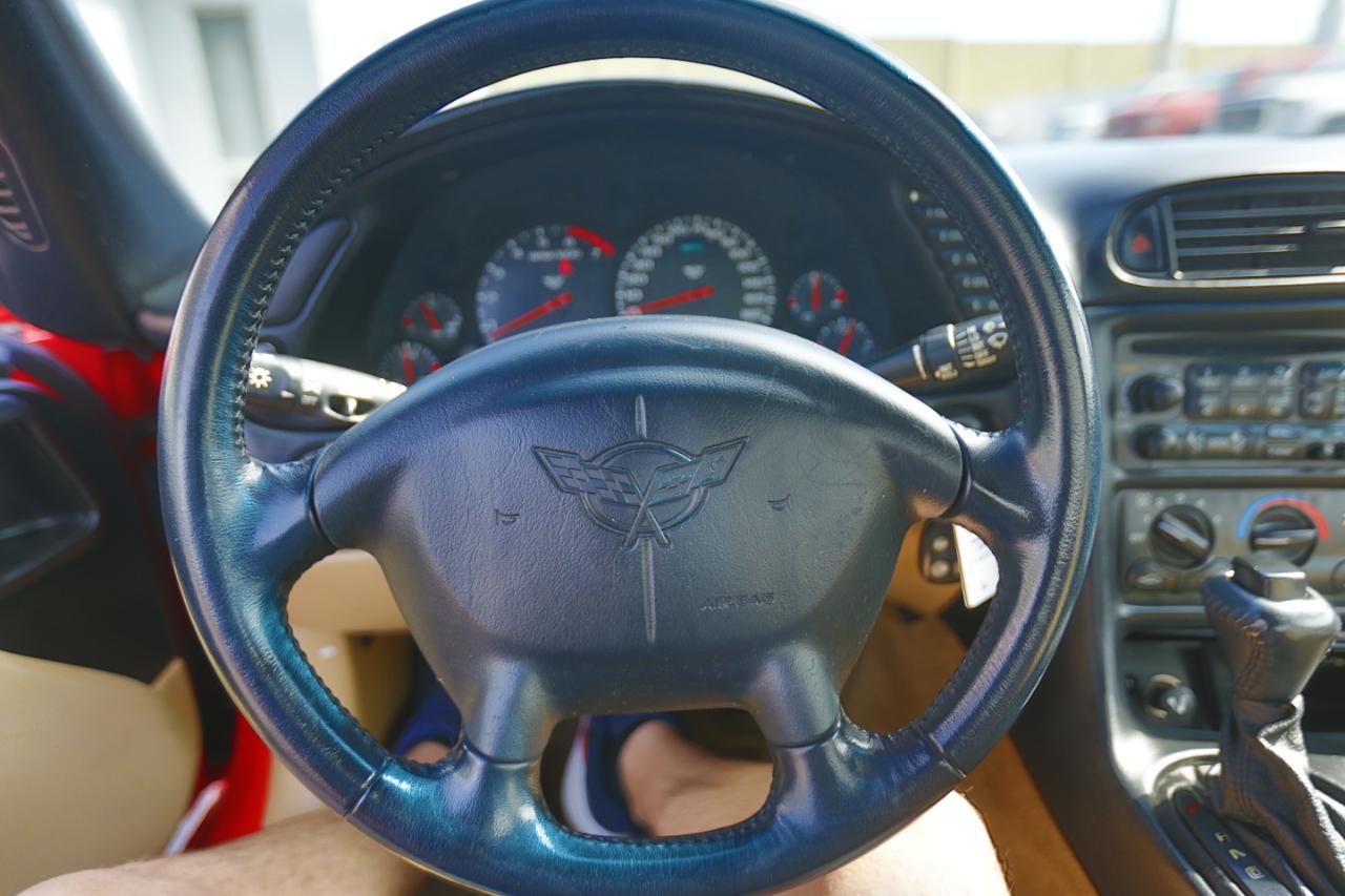 Chevrolet Corvette  2002