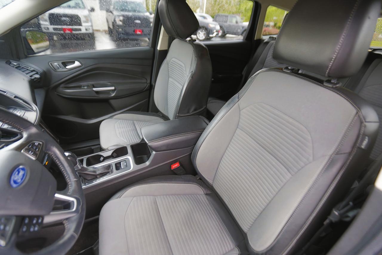 Ford Escape SE FWD 2017