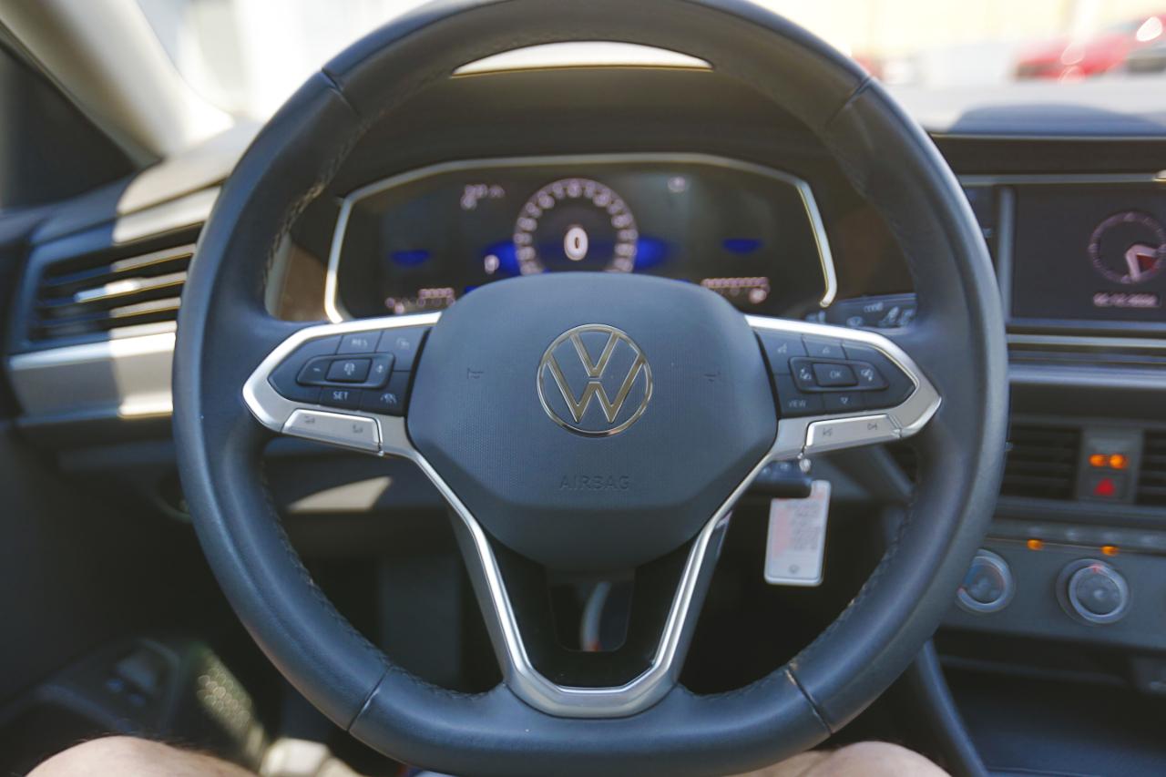 Volkswagen Jetta S Auto 2024