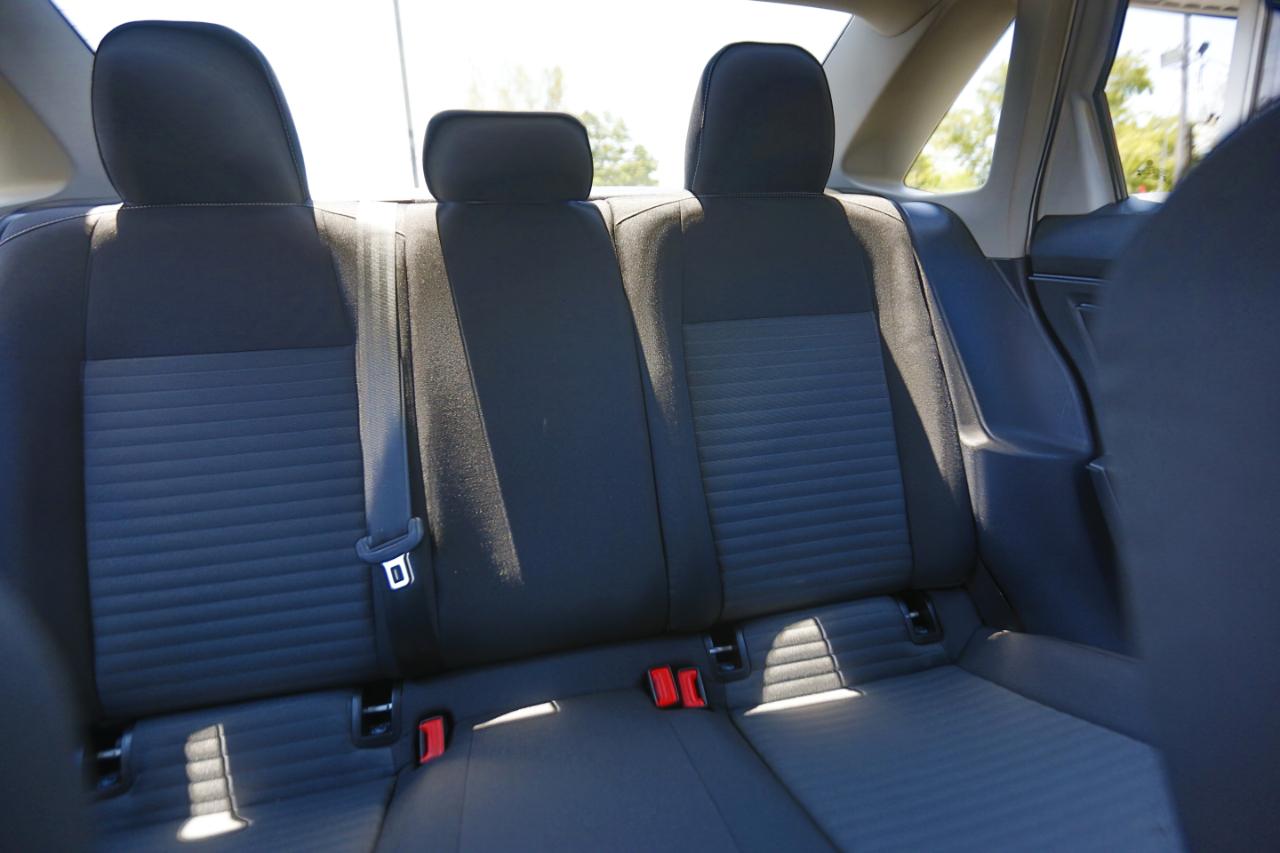 Volkswagen Jetta S Auto 2024