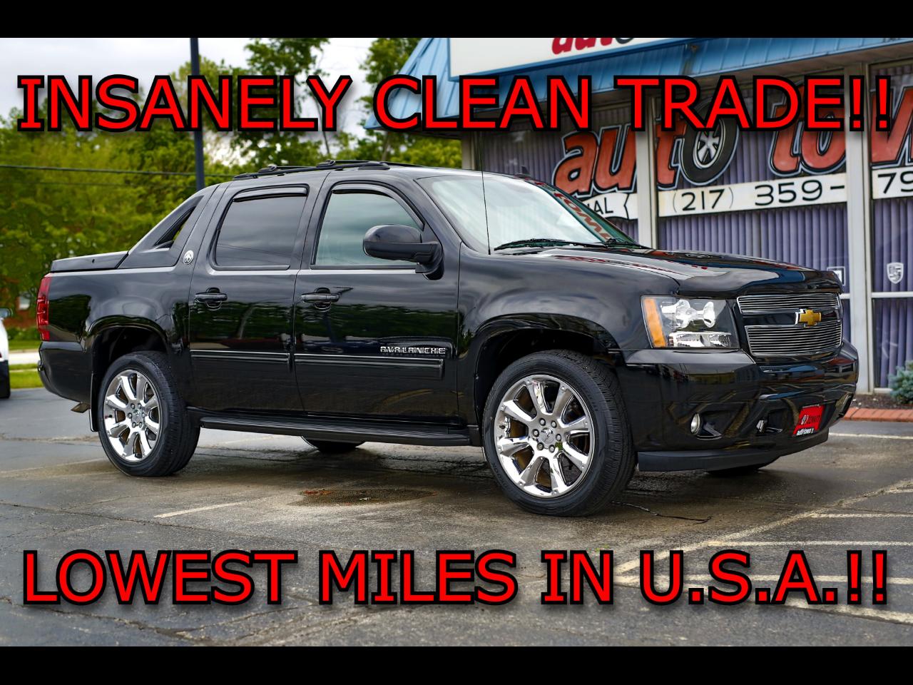 2013 Chevrolet Avalanche 4WD Crew Cab LT Black Diamond