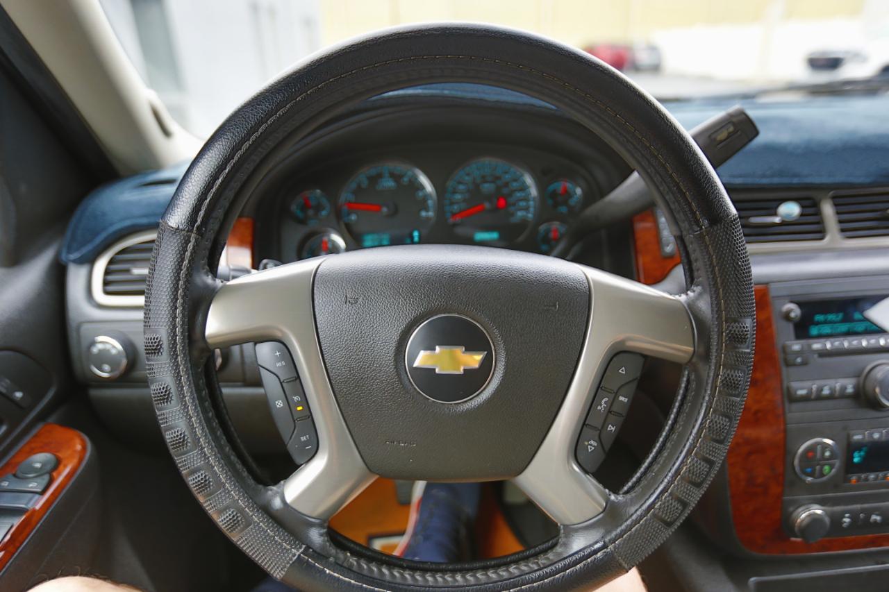 Chevrolet Avalanche  2013