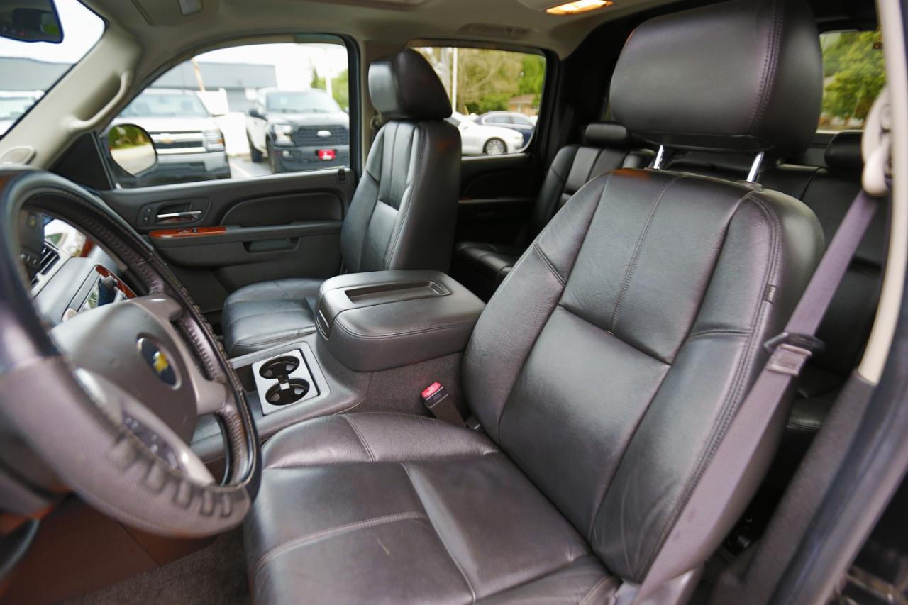 Chevrolet Avalanche  2013