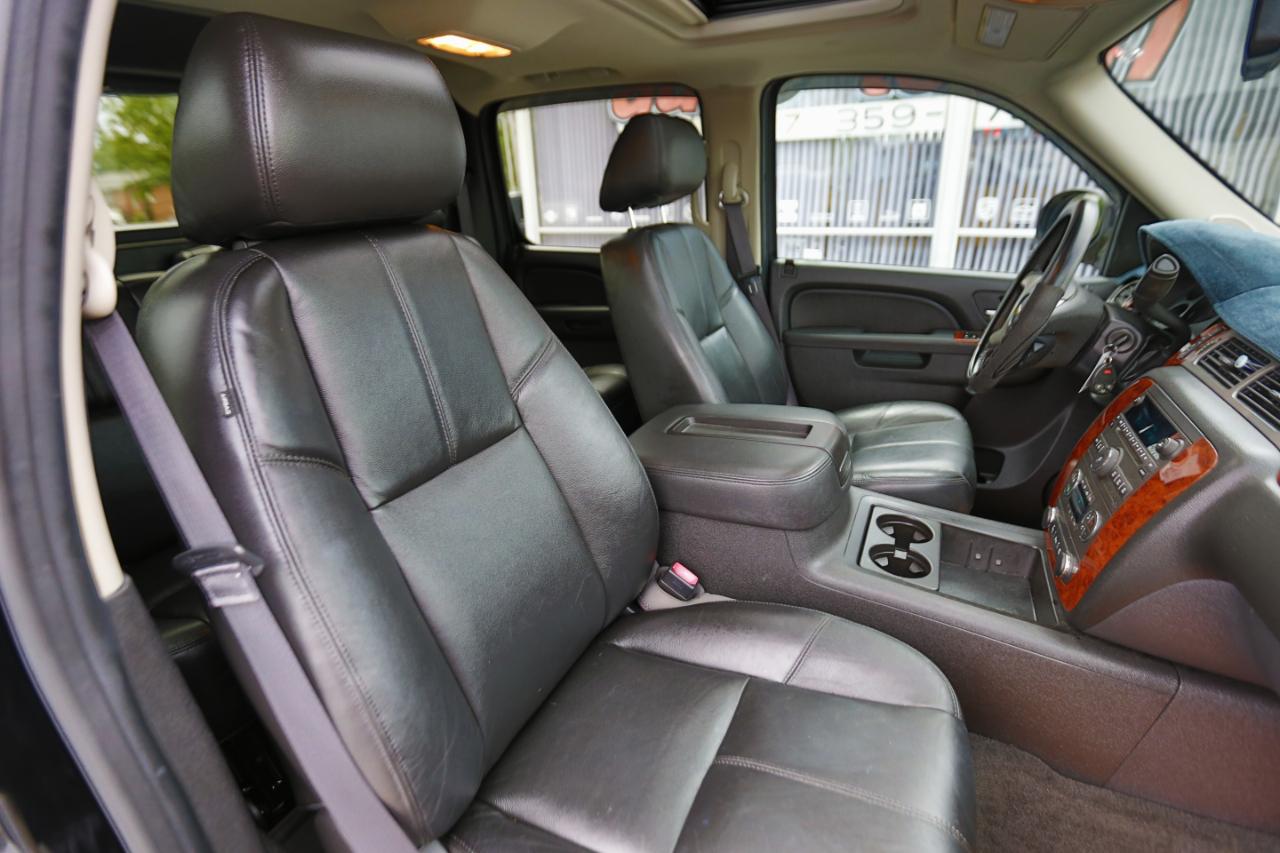 Chevrolet Avalanche  2013