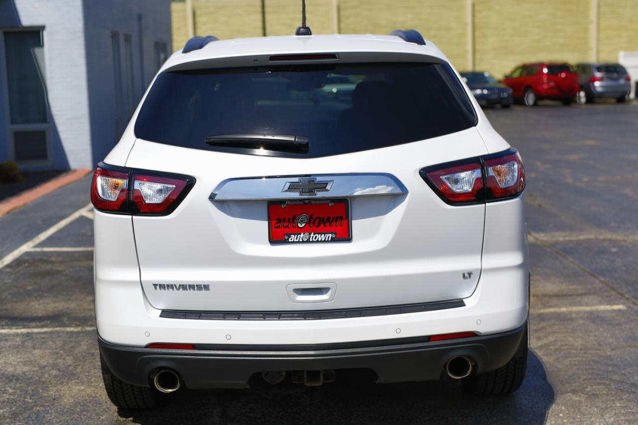 Chevrolet Traverse FWD 4dr LT w/2LT 2017