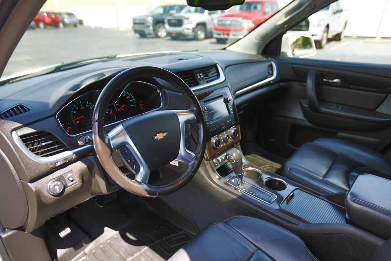 Chevrolet Traverse FWD 4dr LT w/2LT 2017