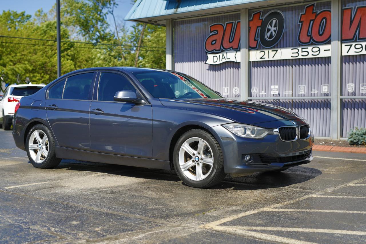 BMW 3 Series 4dr Sdn 328i RWD 2014