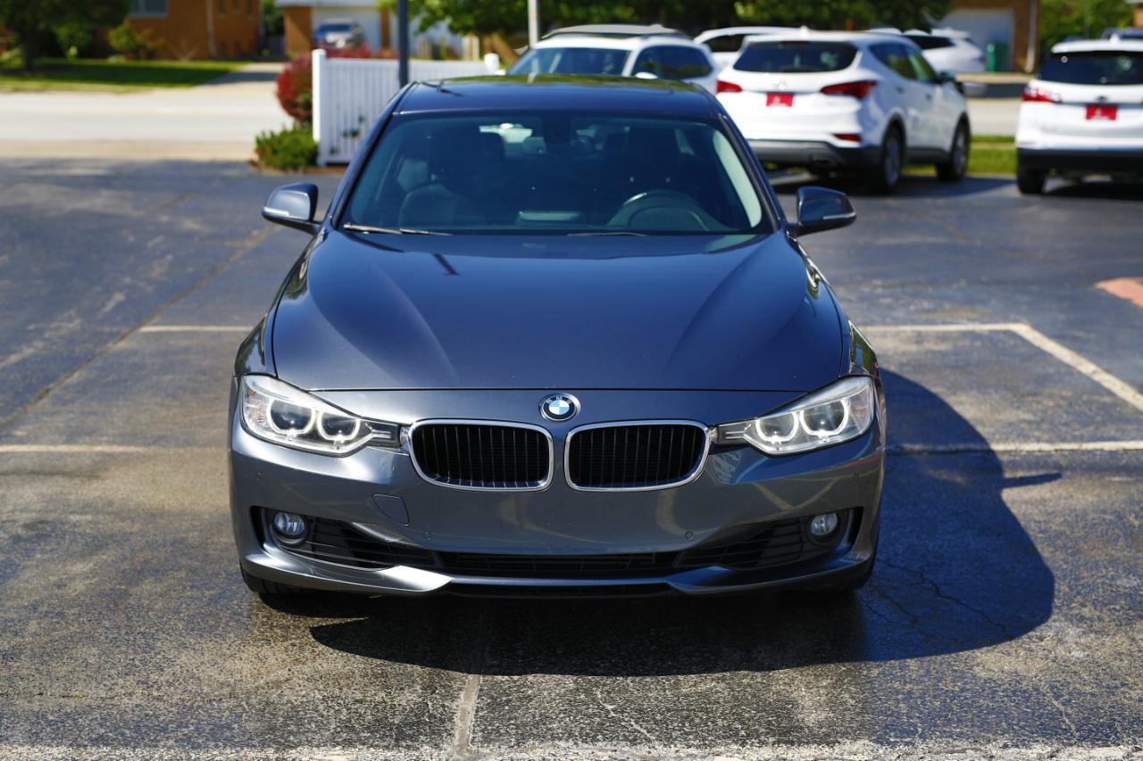 BMW 3 Series 4dr Sdn 328i RWD 2014