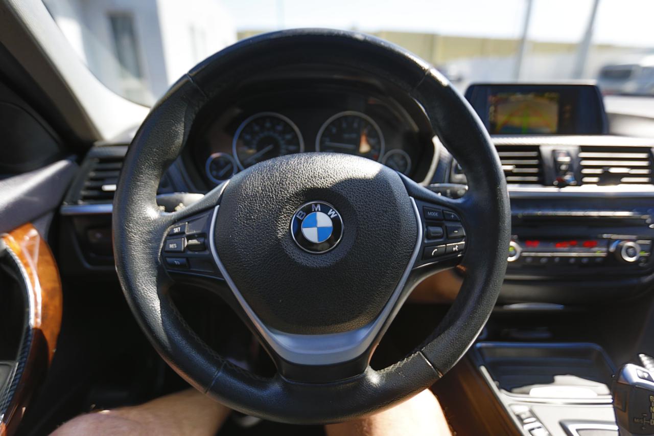 BMW 3 Series 4dr Sdn 328i RWD 2014