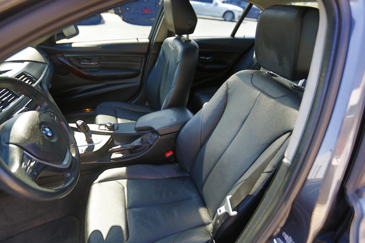 BMW 3 Series 4dr Sdn 328i RWD 2014
