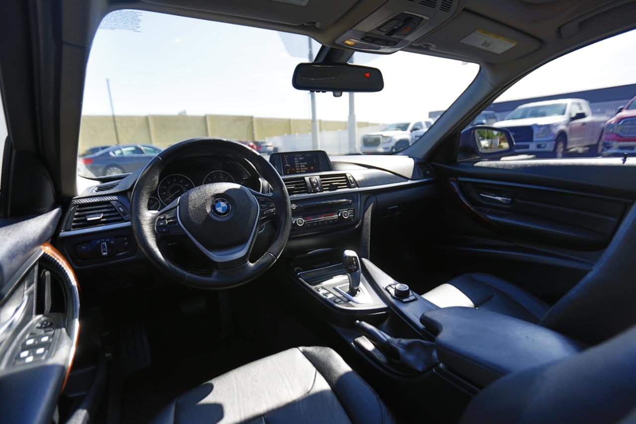 BMW 3 Series 4dr Sdn 328i RWD 2014