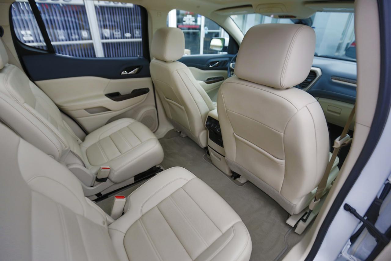 GMC Acadia AWD 4dr Denali 2021
