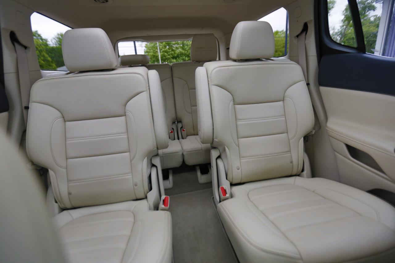 GMC Acadia AWD 4dr Denali 2021