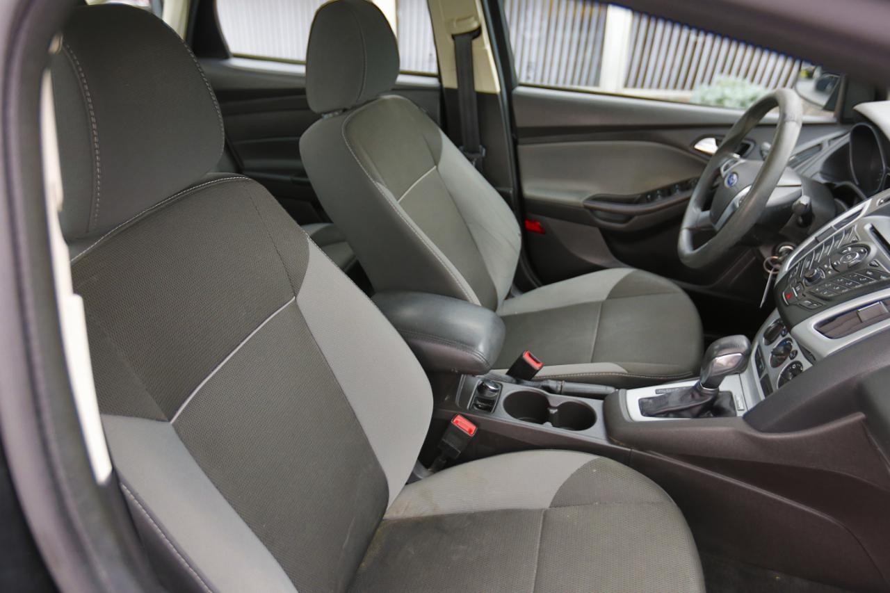 Ford Focus 4dr Sdn SE 2014