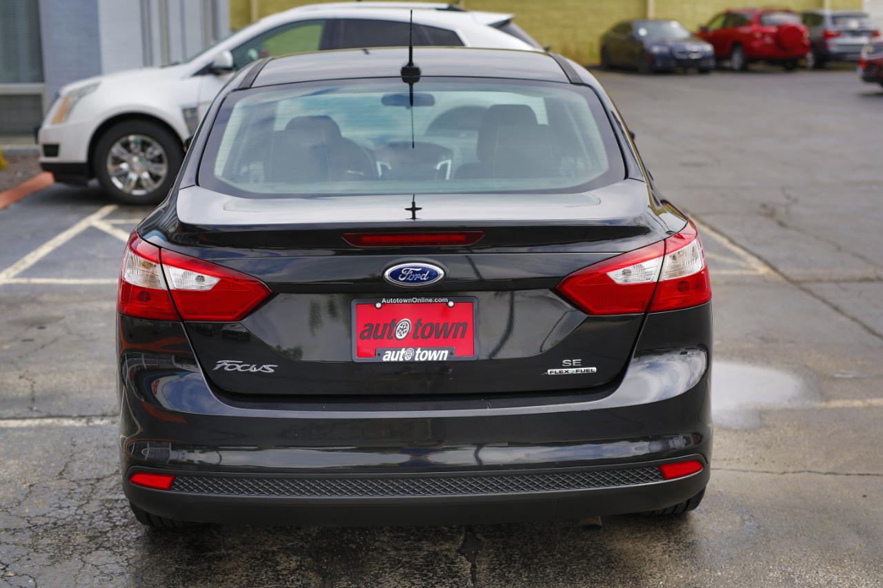 Ford Focus 4dr Sdn SE 2014