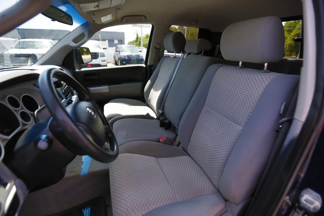 Toyota Tundra 4WD Double 145.7" 4.7L V8 SR5 (Natl 2007