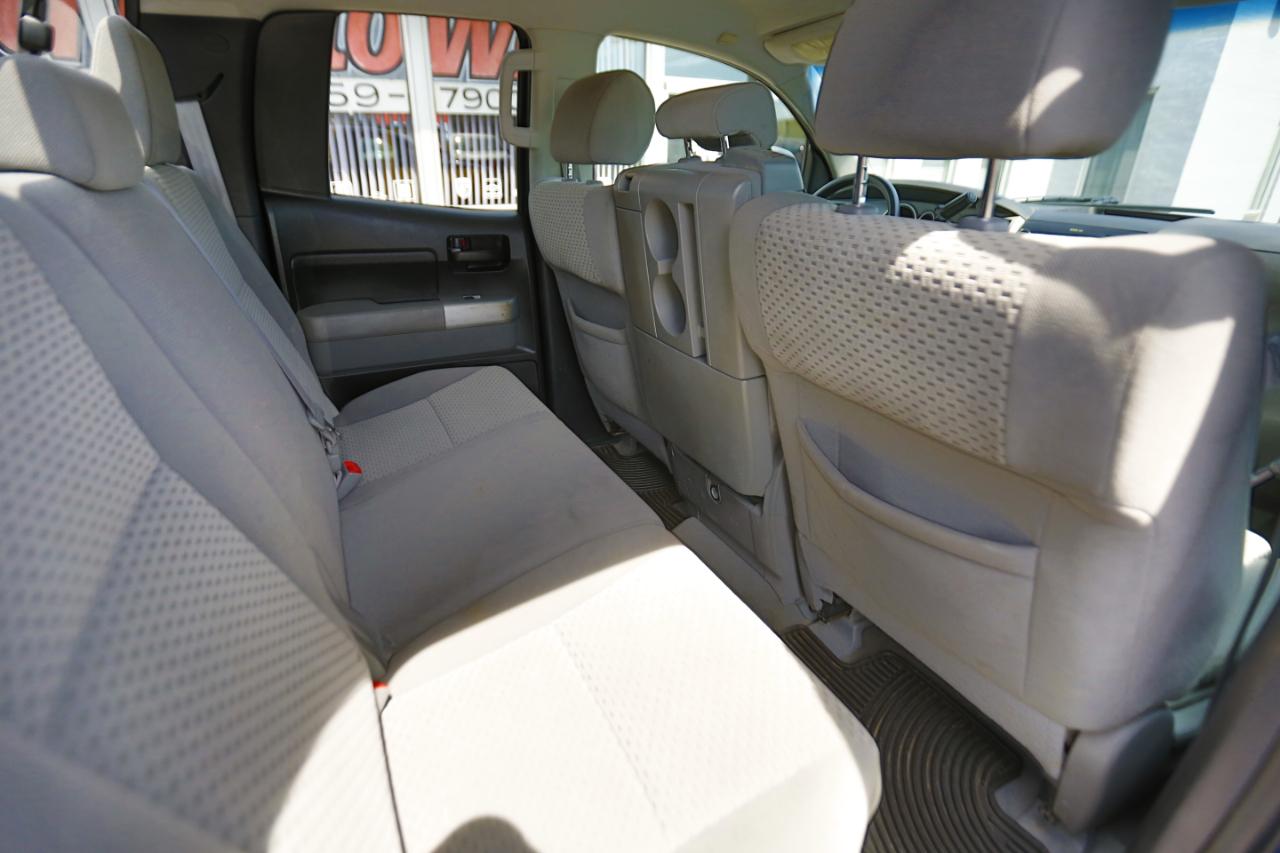 Toyota Tundra 4WD Double 145.7" 4.7L V8 SR5 (Natl 2007