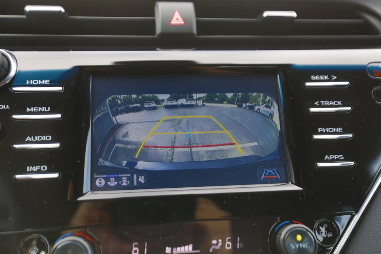Toyota Camry XLE Auto (Natl) 2018