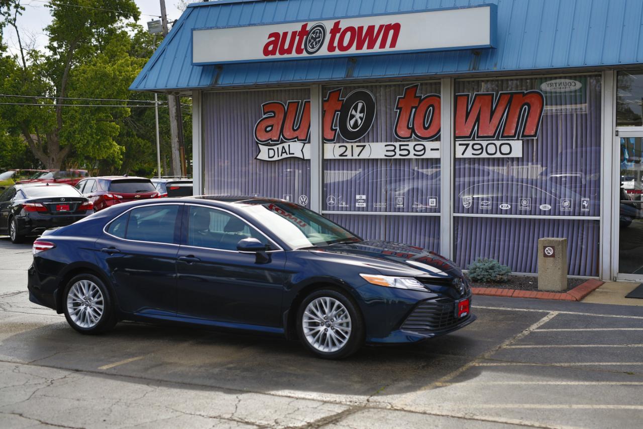 Toyota Camry XLE Auto (Natl) 2018