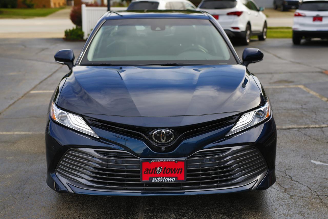 Toyota Camry XLE Auto (Natl) 2018