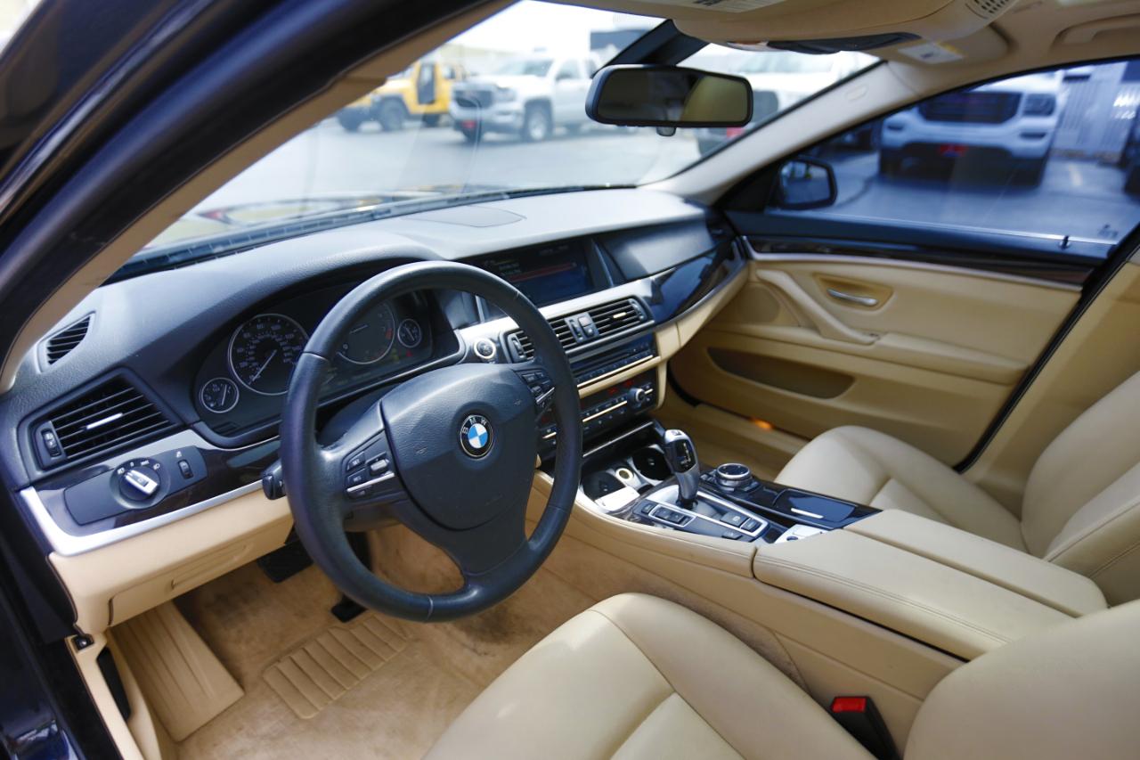 BMW 5 Series 4dr Sdn 528i xDrive AWD 2014