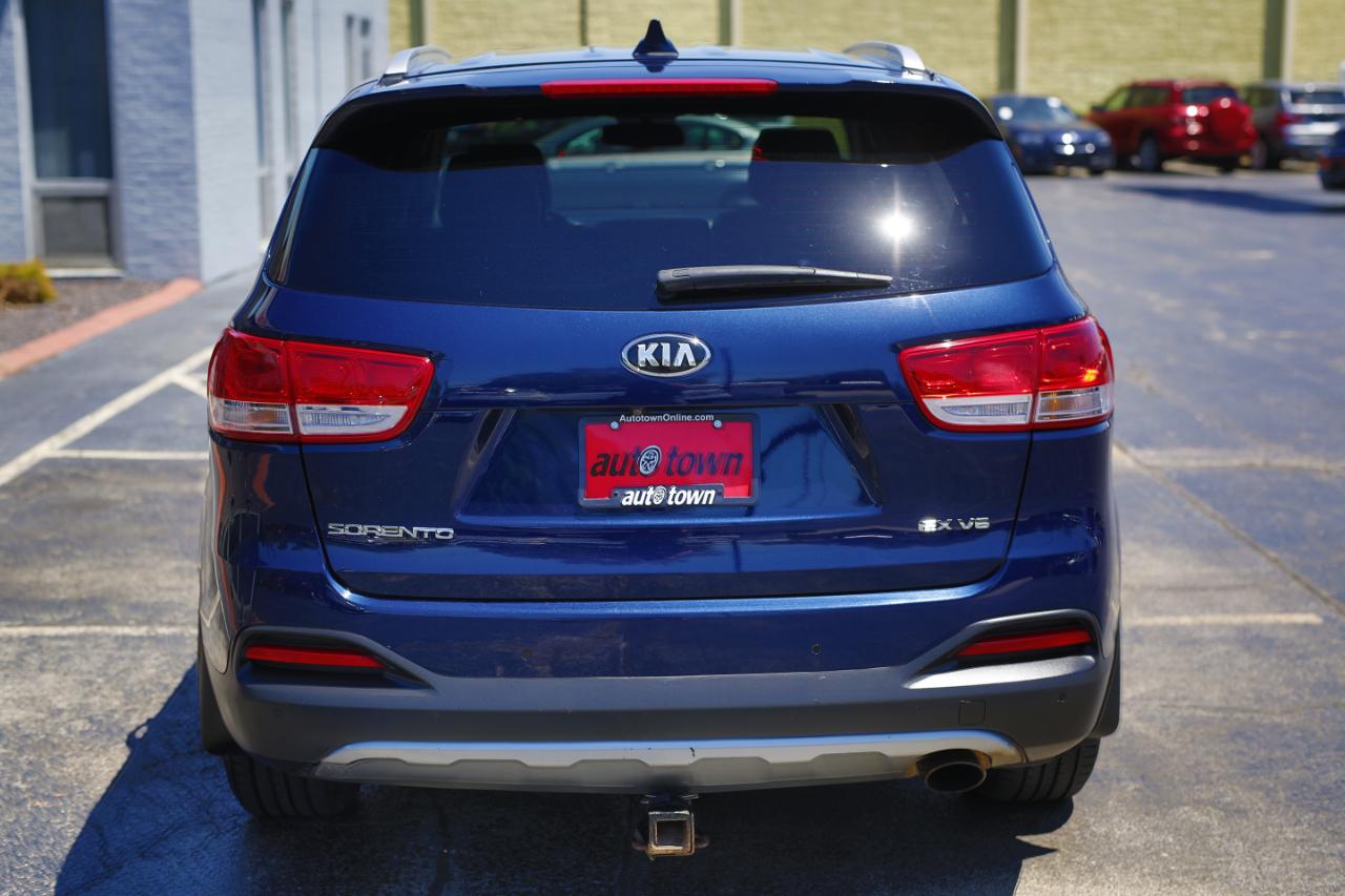 Kia Sorento AWD 4dr 3.3L EX 2016