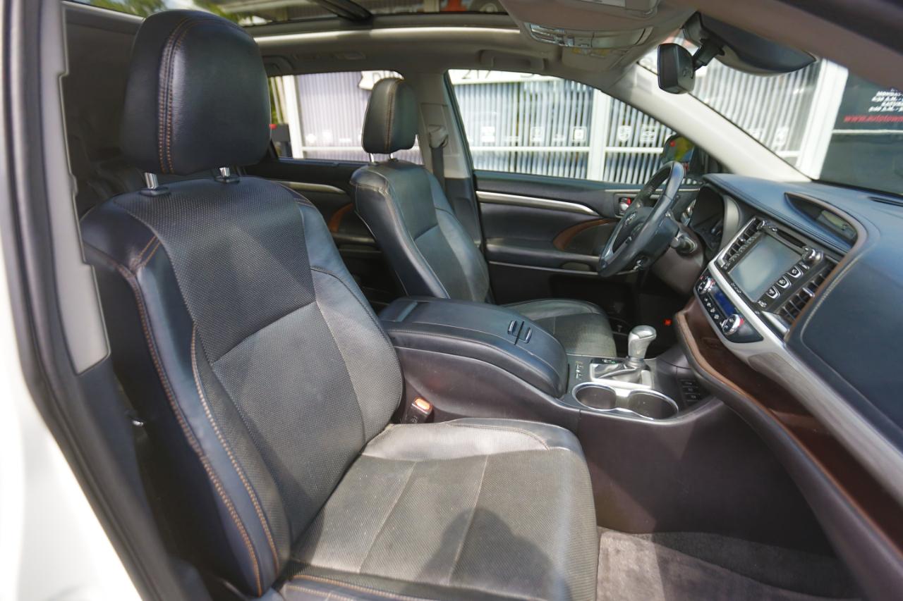 Toyota Highlander  2019