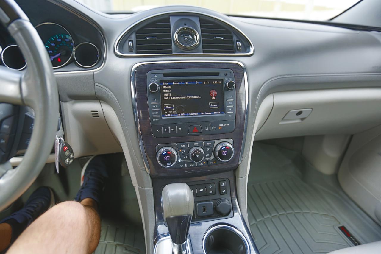 Buick Enclave FWD 4dr Leather 2015
