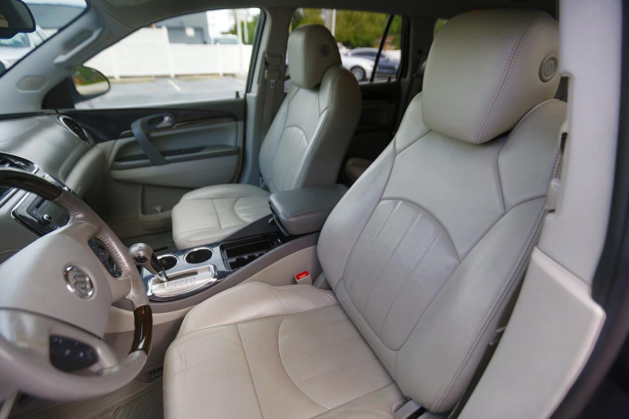 Buick Enclave FWD 4dr Leather 2015