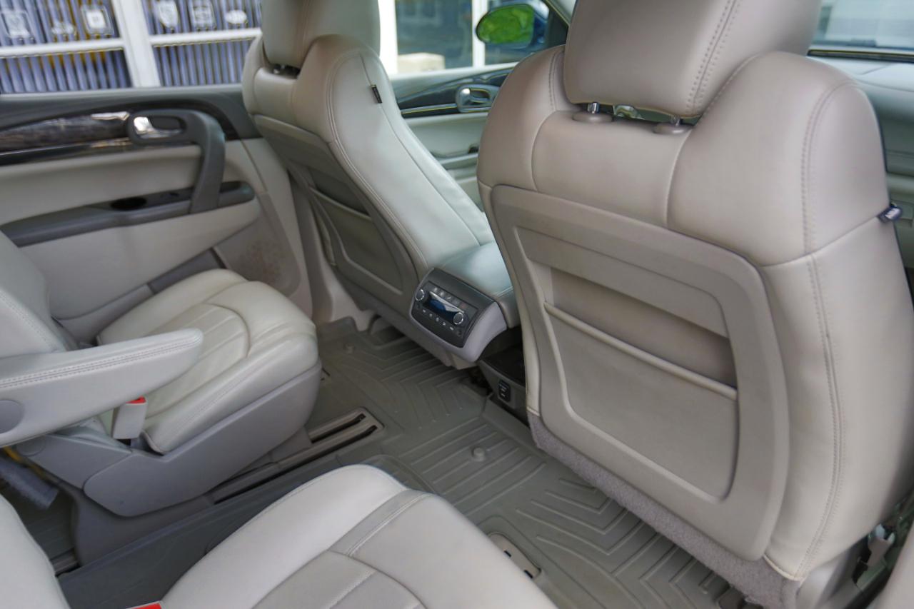 Buick Enclave FWD 4dr Leather 2015