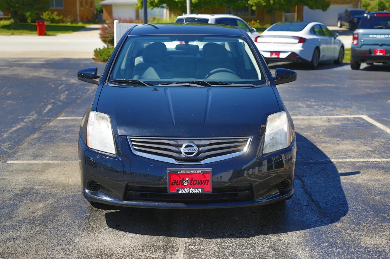 Nissan Sentra 4dr Sdn I4 CVT 2.0 2010