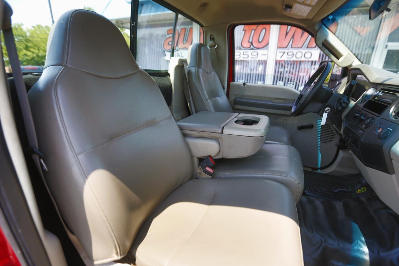Ford Super Duty F-250 SRW 4WD Reg Cab 137" XLT 2008