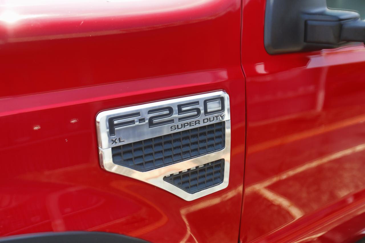 Ford Super Duty F-250 SRW 4WD Reg Cab 137" XLT 2008