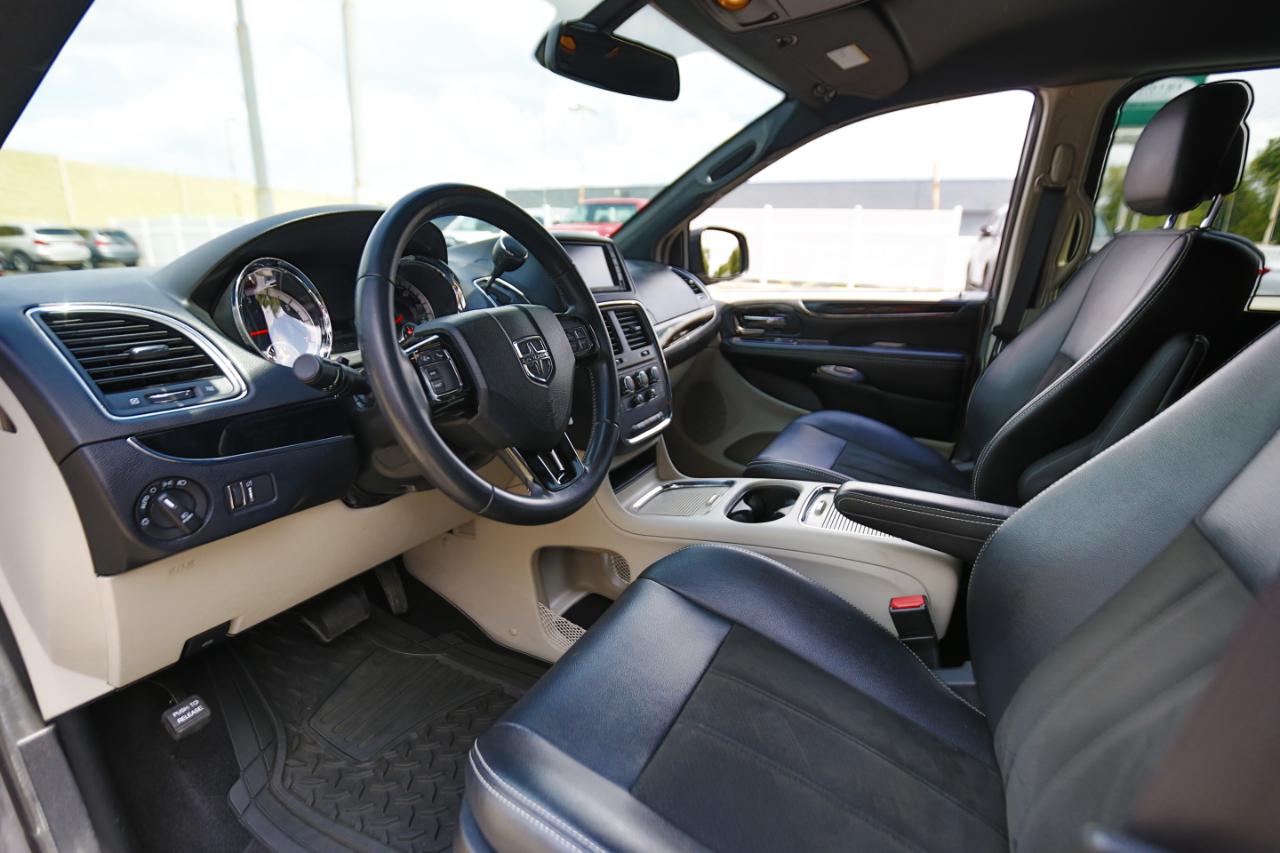 Dodge Grand Caravan SXT Wagon 2019