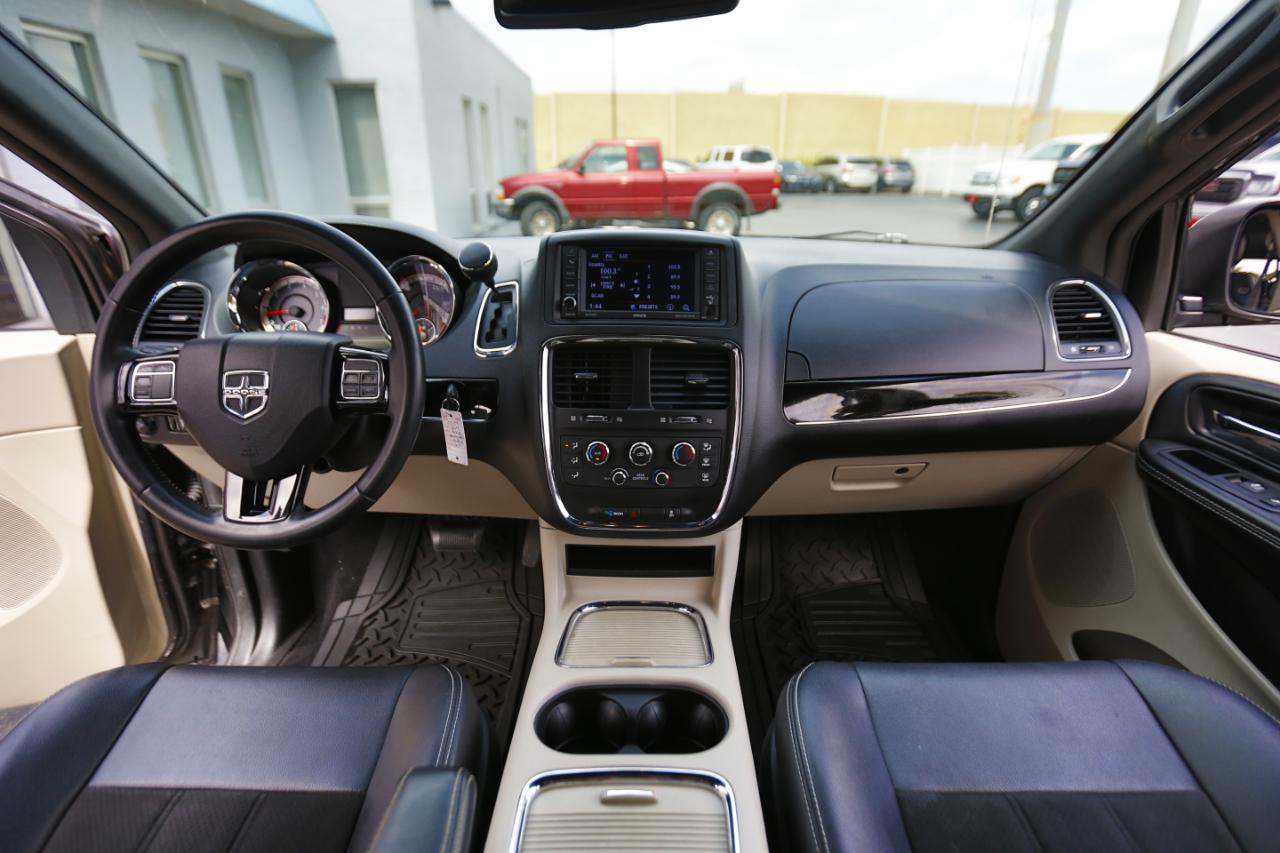 Dodge Grand Caravan SXT Wagon 2019