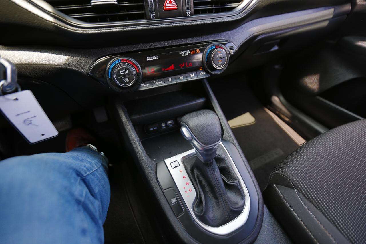 Kia Forte LXS IVT 2019