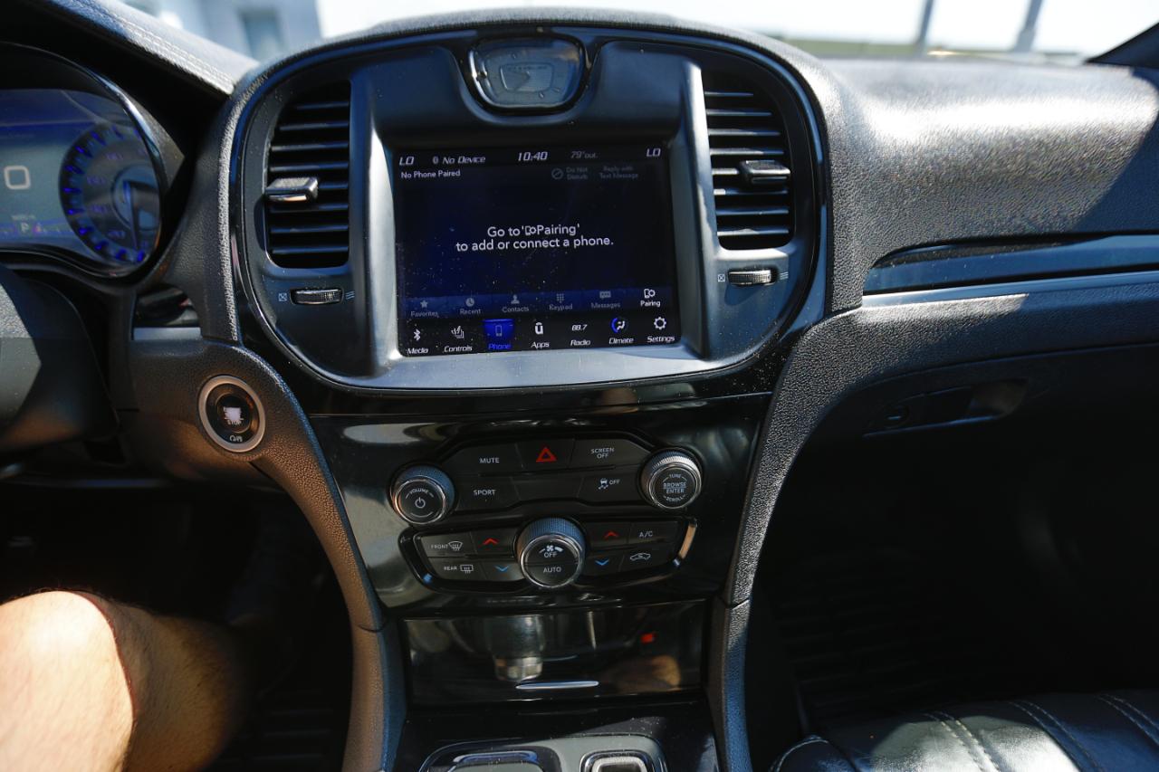 Chrysler 300 300S AWD 2019