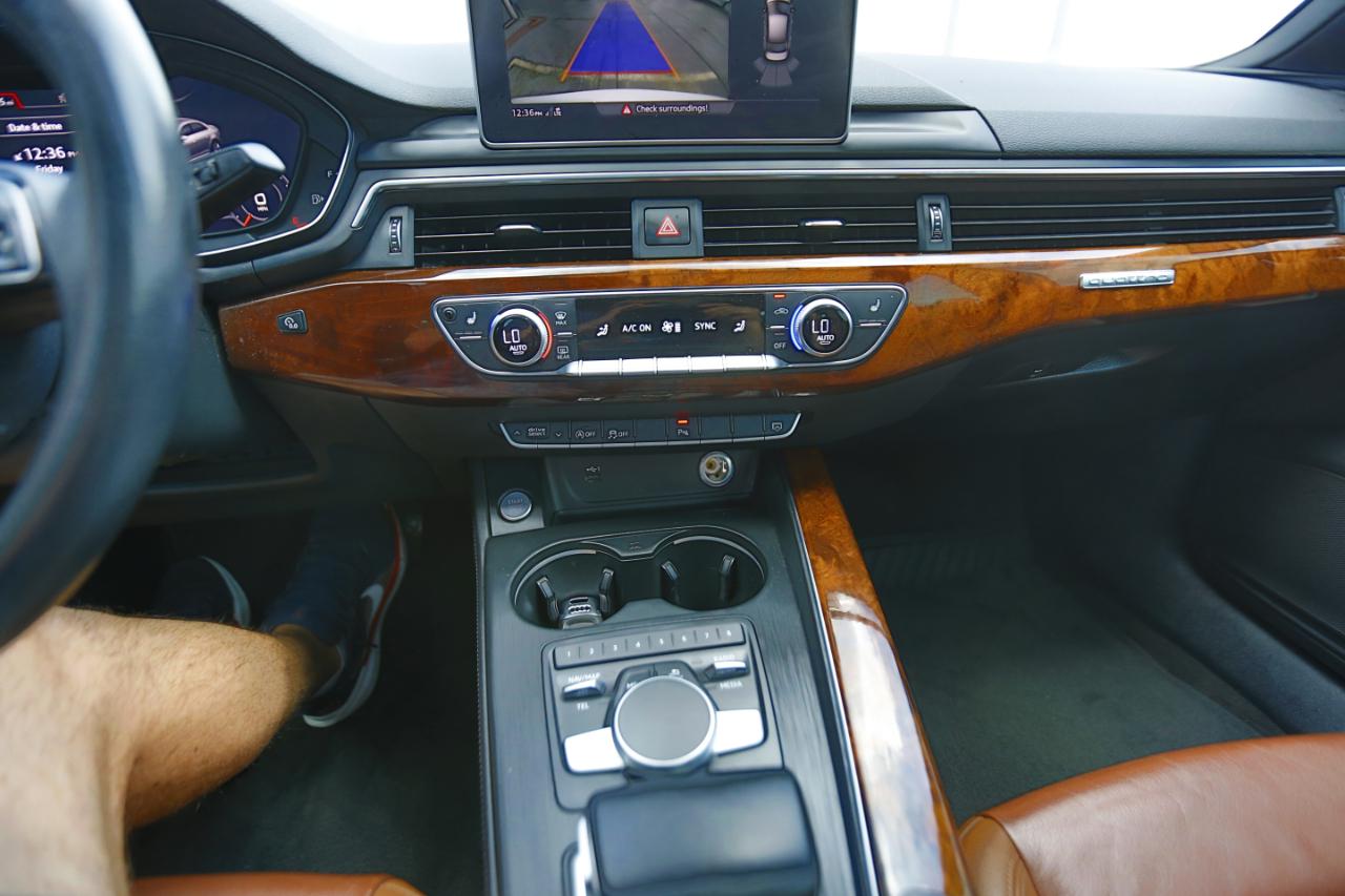 Audi A4 Premium Plus 45 TFSI quattro 2019